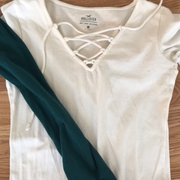 Long sleeve tight V-neck with cross BUNDLE!! - Picture 2 of 4